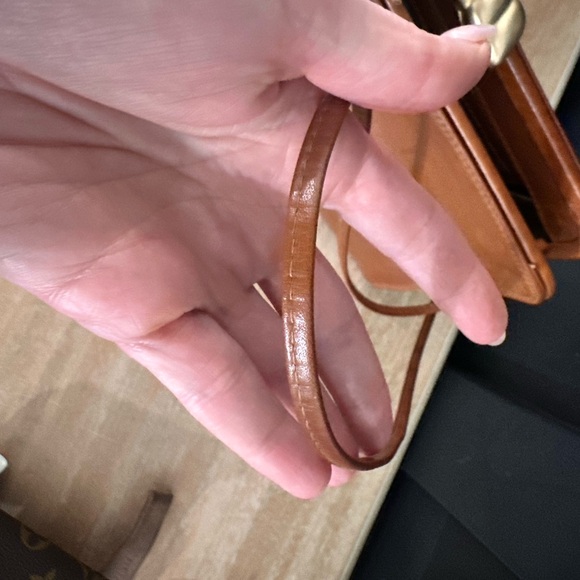 1970's Antonio Scepi for Bonwit Teller camel leather bag - Picture 6 of 8